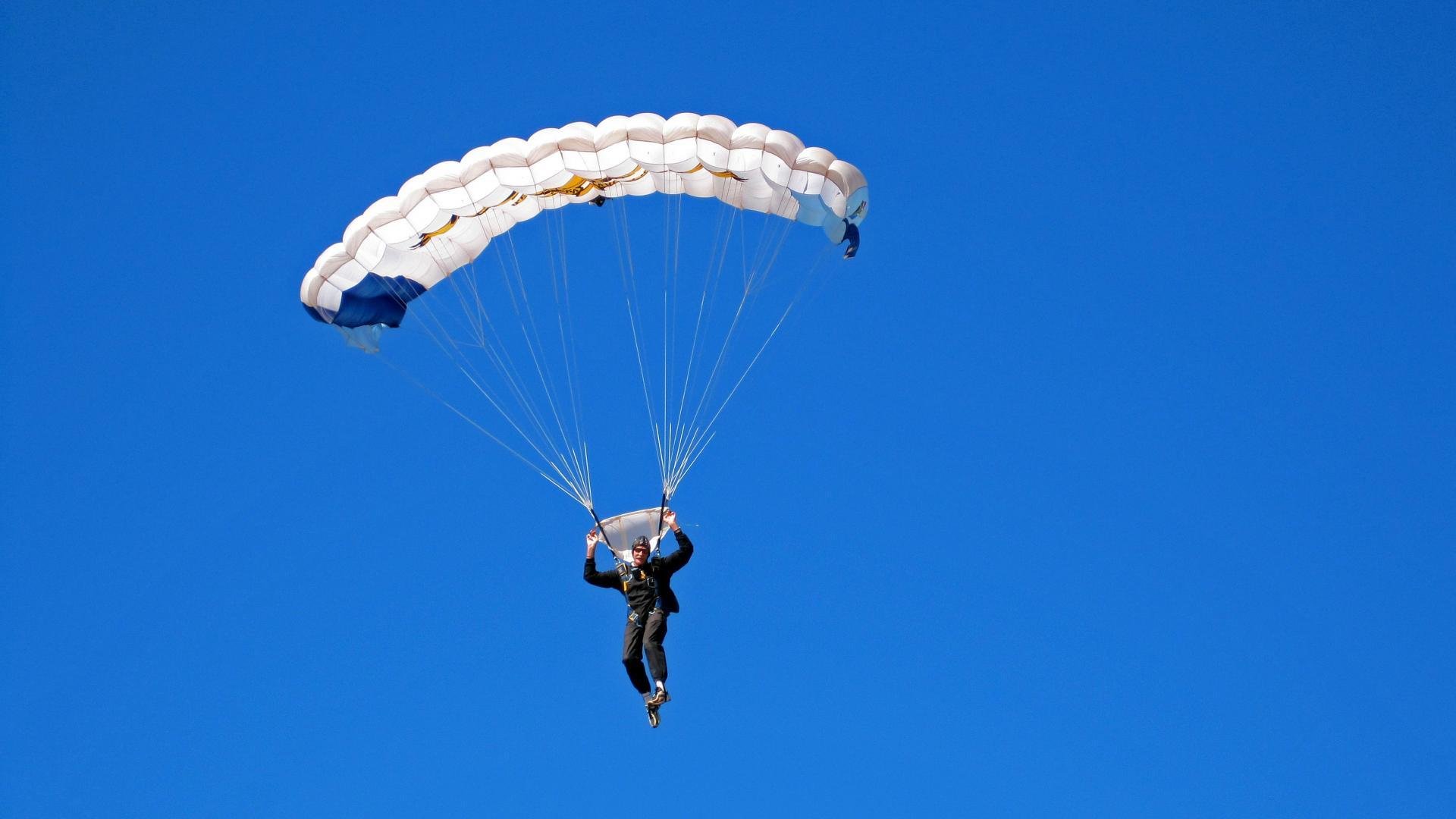 爱游戏-帕特森的球场指挥力和技术发挥，让袋鼠队在关键比赛中脱颖而出
